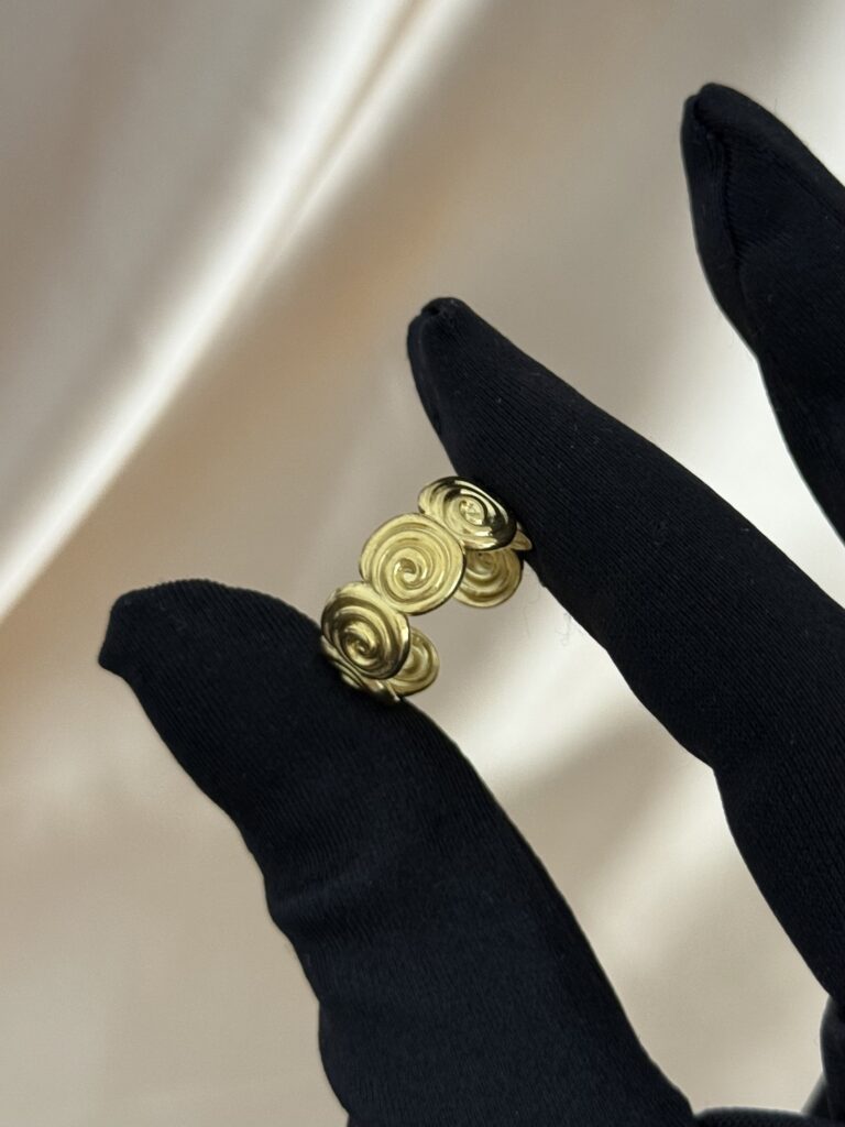 Unaza “Helisa”