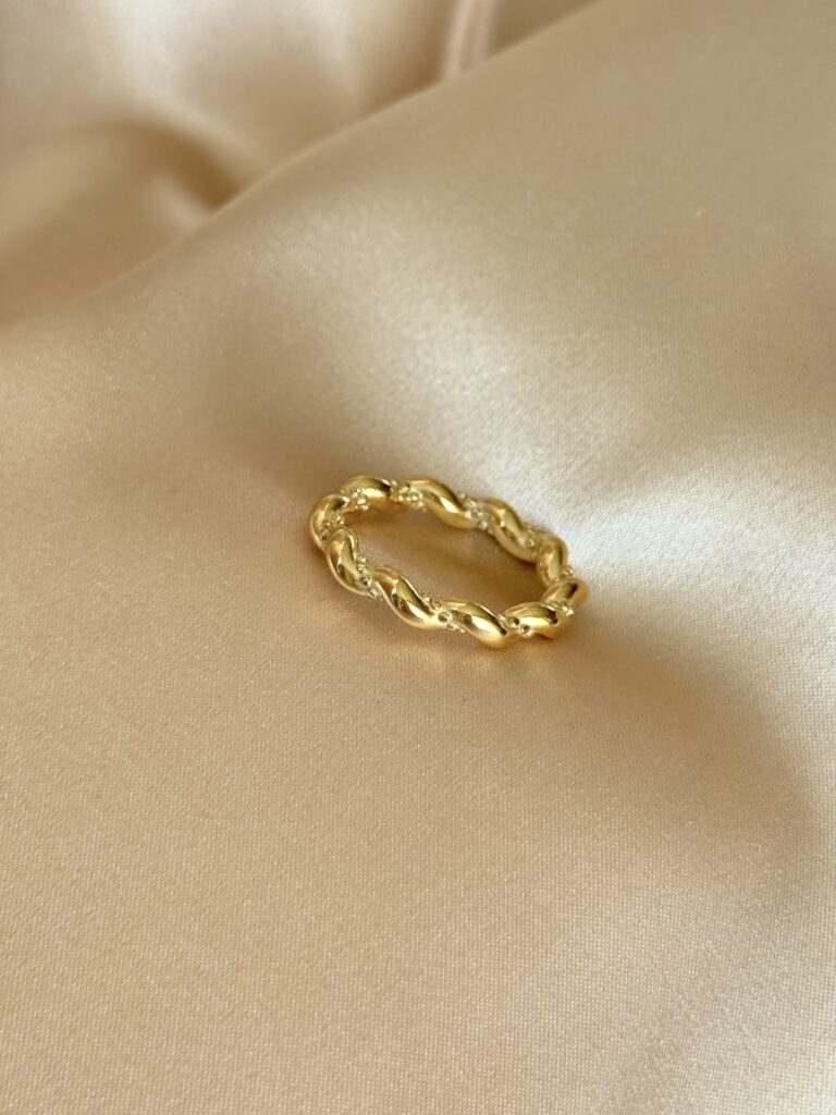 Unaza “Golden Twist”