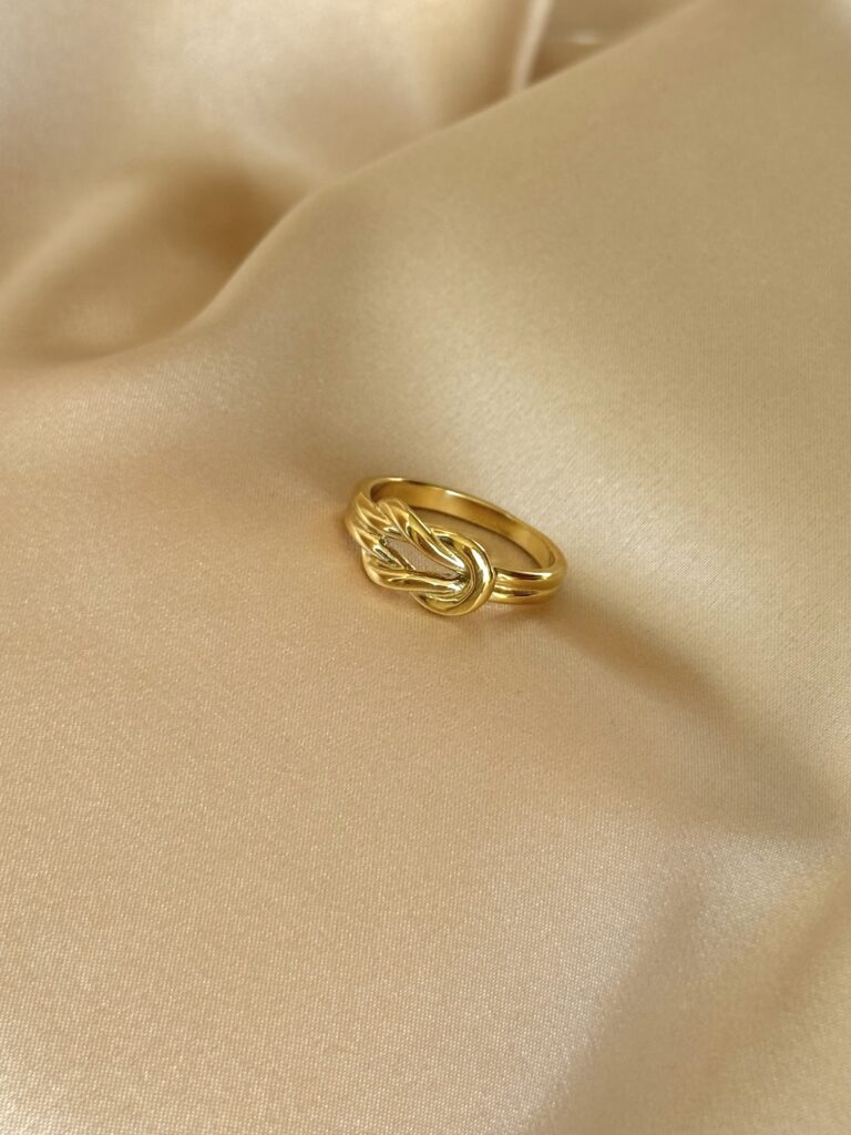 Unaza “Simple Gold”